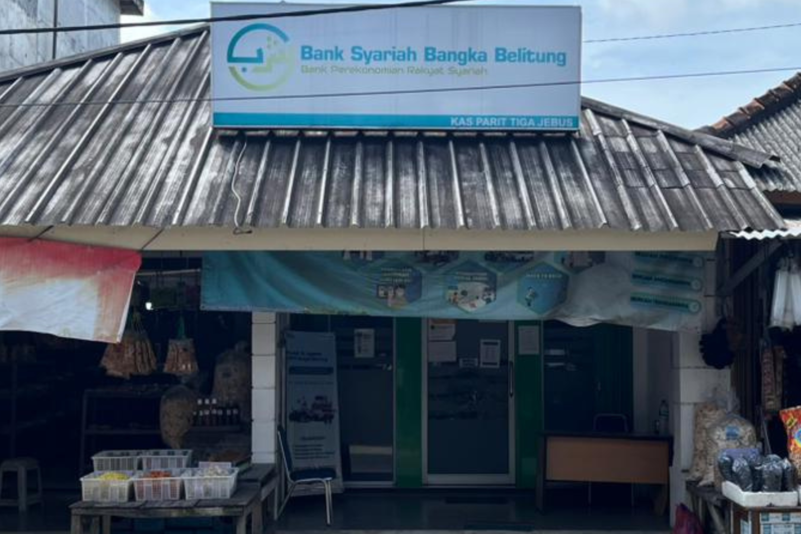 Kantor Kas Parit Tiga